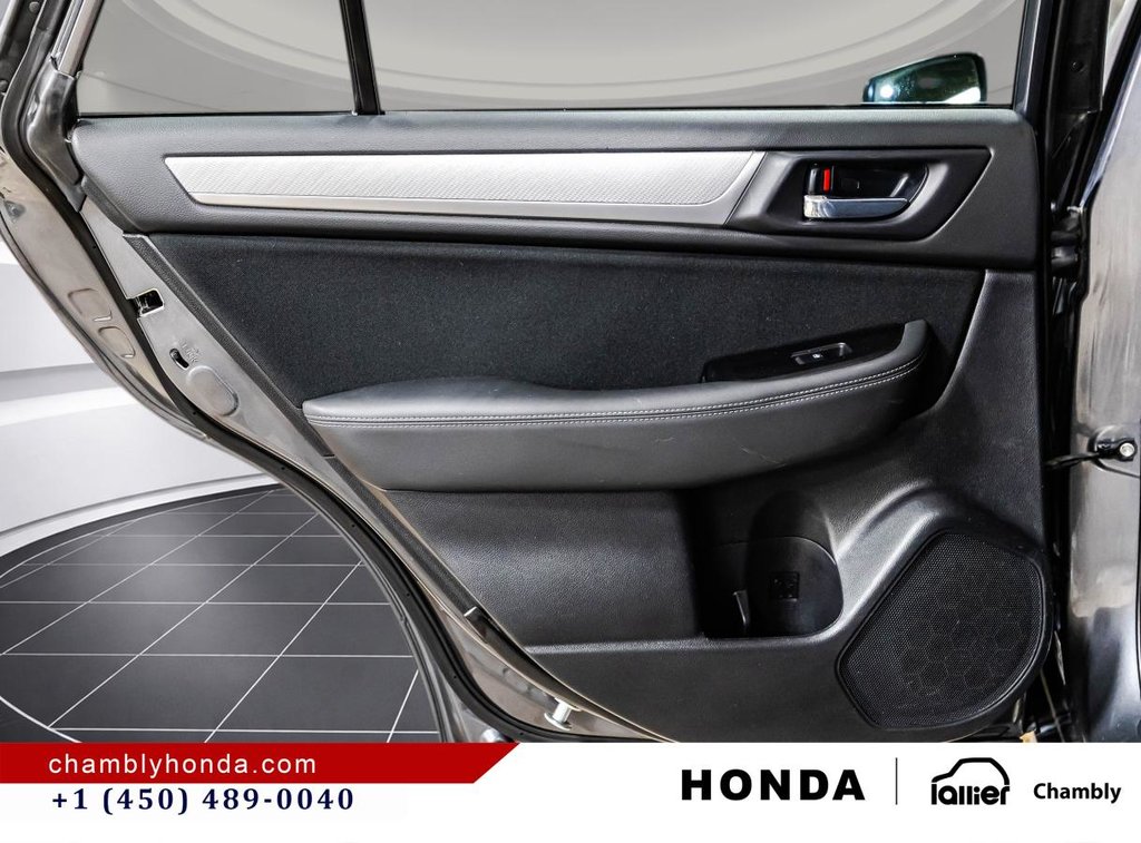 Subaru Outback 2.5i Touring I 2019 à Montréal, Québec - 12 - w1024h768px