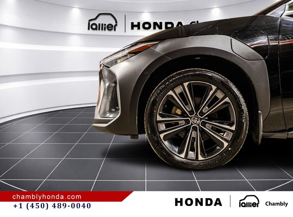 Toyota bZ4X XLE AWD I HEATED & VENTILATED SEATS I SUNROOF I MAGS I CARPLAY I ACTIVE SECURITY 2023 à Montréal, Québec - 10 - w1024h768px