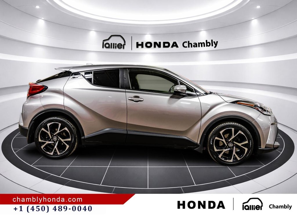 Toyota C-HR XLE Premium MINT CONDITION I HEATED SEATS I MAGS I CAMERA I CARPLAY I ACTIVE SECURITY 2020 à Montréal, Québec - 8 - w1024h768px