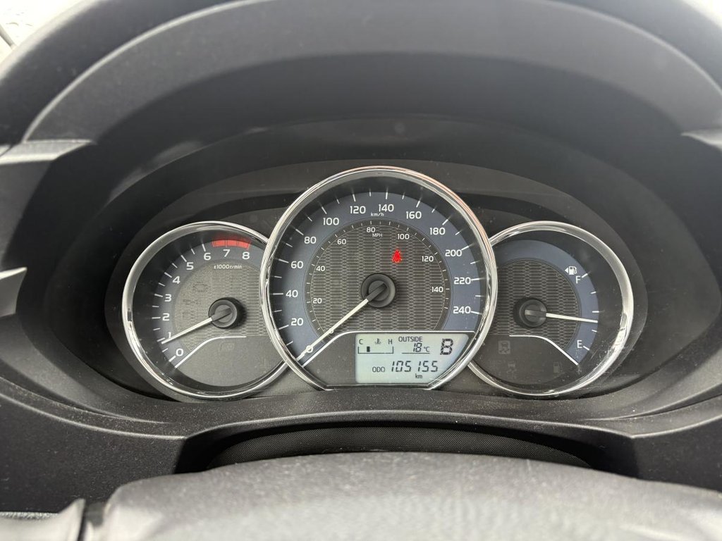 2014 Toyota Corolla LE 105,000 KM!! I NO ACCIDENT I CAMERA I BLEUTOOTH I HEATED SEATS in Montréal, Quebec - 10 - w1024h768px