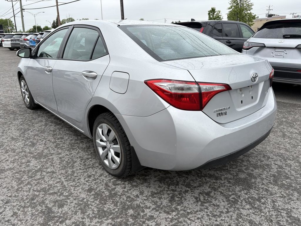 2014 Toyota Corolla LE 105,000 KM!! I NO ACCIDENT I CAMERA I BLEUTOOTH I HEATED SEATS in Montréal, Quebec - 4 - w1024h768px