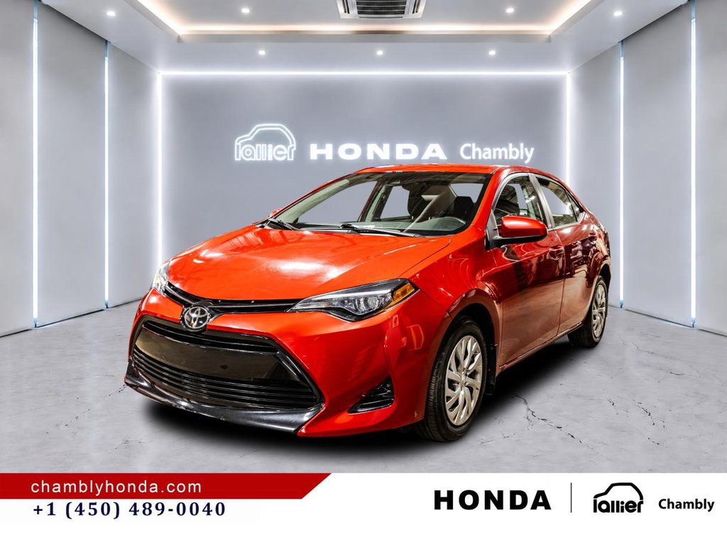2018 Toyota Corolla LE 28,000 KM!!! AUTOMATIC I HEATED SEATS I BLUETOOTH I CAMERA in Montréal, Quebec - 3 - w1024h768px