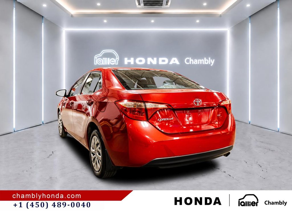 2018 Toyota Corolla LE 28,000 KM!!! AUTOMATIC I HEATED SEATS I BLUETOOTH I CAMERA in Montréal, Quebec - 5 - w1024h768px