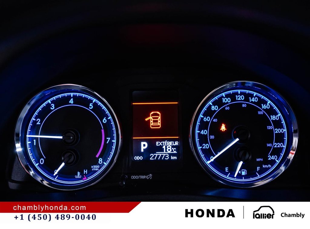 2018 Toyota Corolla LE 28,000 KM!!! AUTOMATIC I HEATED SEATS I BLUETOOTH I CAMERA in Montréal, Quebec - 22 - w1024h768px