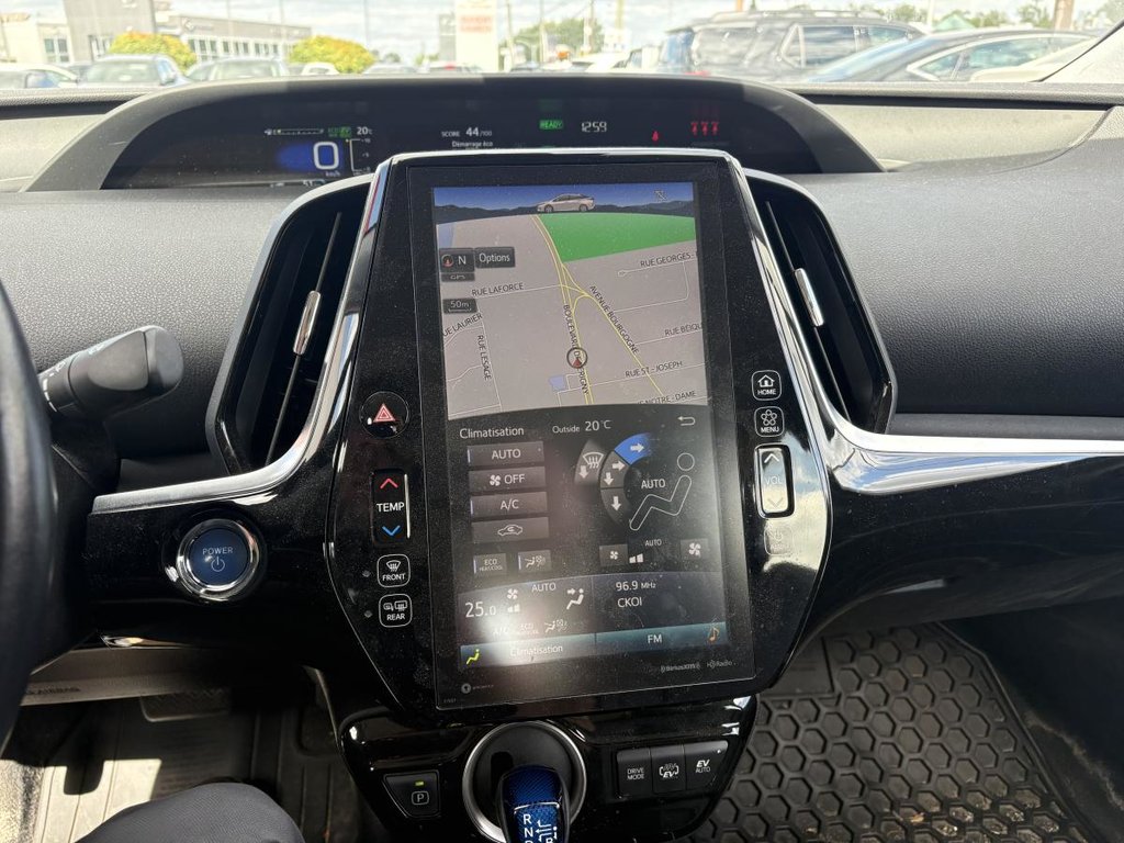 Toyota Prius Prime Upgrade Auto I LEATHER I BIG SCREEN I HEATED SEATS AND STEERING WHEEL I ACTIVE SECURITY 2020 à Montréal, Québec - 11 - w1024h768px