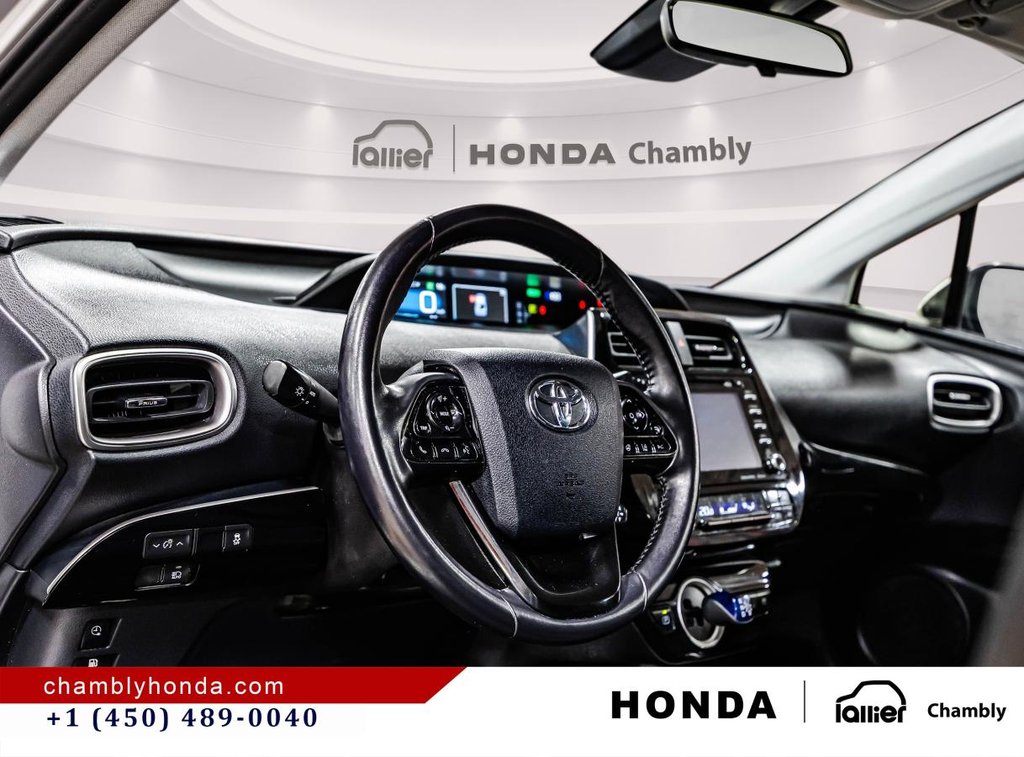 2021 Toyota Prius Prime MAGS I HEATED SEATS I CARPLAY I 2$ FOR A LITRE IS NOT THAT BAD!!! in Montréal, Quebec - 19 - w1024h768px