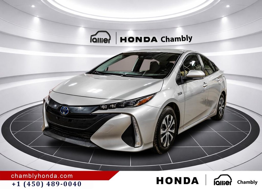 2021 Toyota Prius Prime MAGS I HEATED SEATS I CARPLAY I 2$ FOR A LITRE IS NOT THAT BAD!!! in Montréal, Quebec - 3 - w1024h768px