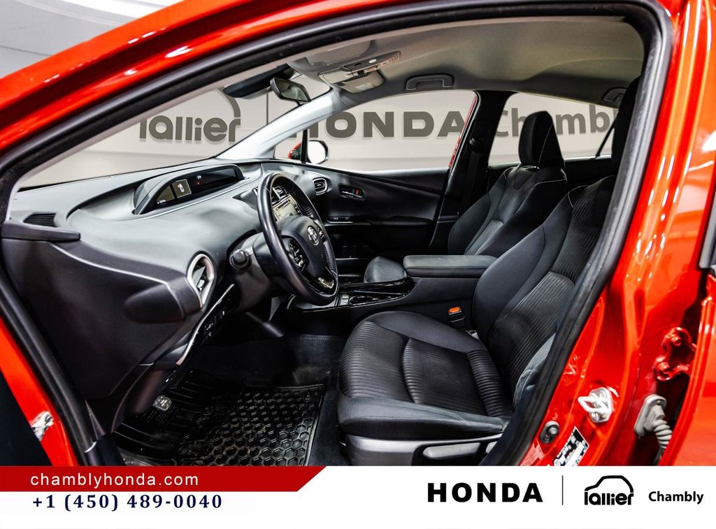 2022 Toyota Prius Prime MAGS I HEATED SEATS I CARPLAY I ACTIVESECURITY in Montréal, Quebec - 18 - w1024h768px