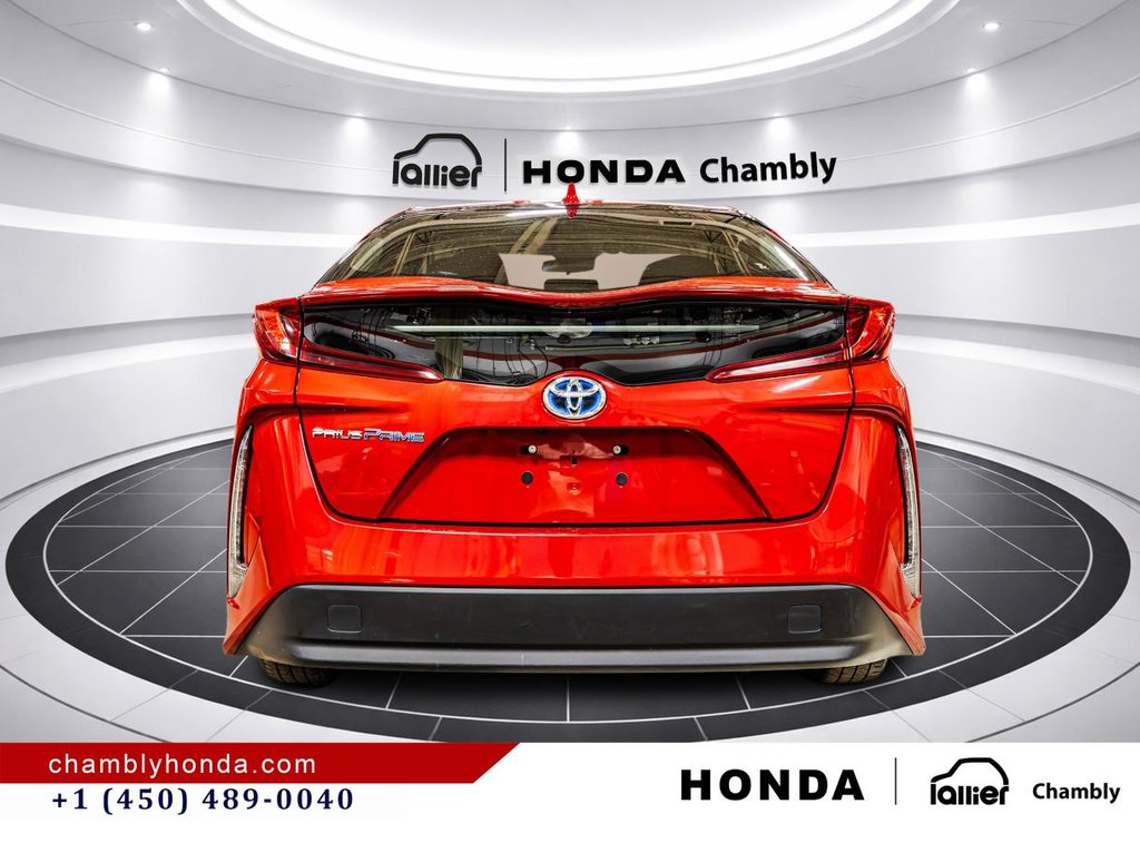 2022 Toyota Prius Prime MAGS I HEATED SEATS I CARPLAY I ACTIVESECURITY in Montréal, Quebec - 6 - w1024h768px