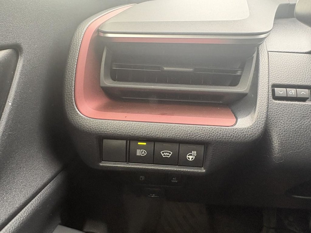 2023 Toyota Prius Prime SE Auto I CARPLAY I MAGS I HEATED SEATS I CAMERA I ACTIVE SECURITY in Montréal, Quebec - 11 - w1024h768px