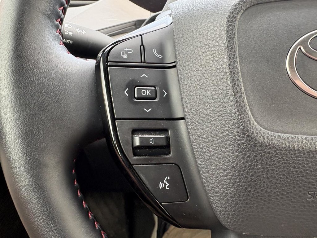 2024 Toyota Prius Prime SE CARPLAY I HEATED SEATS I CAMERA I SECURITTE ACTIVE in Montréal, Quebec - 13 - w1024h768px