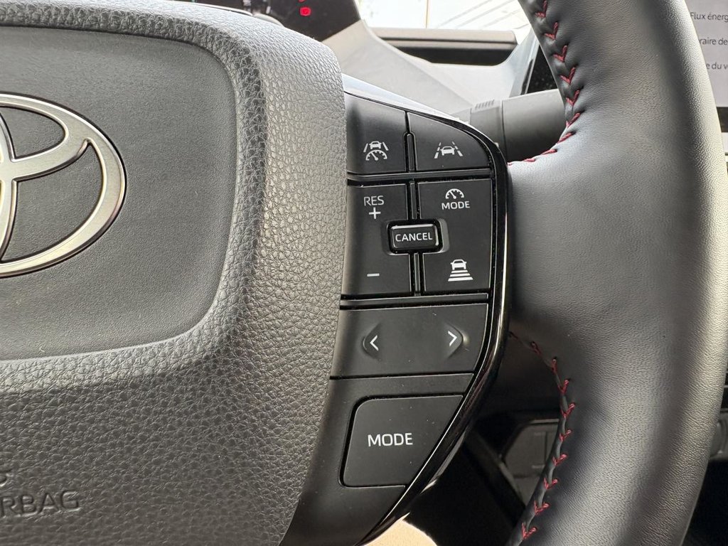2024 Toyota Prius Prime SE CARPLAY I HEATED SEATS I CAMERA I SECURITTE ACTIVE in Montréal, Quebec - 12 - w1024h768px