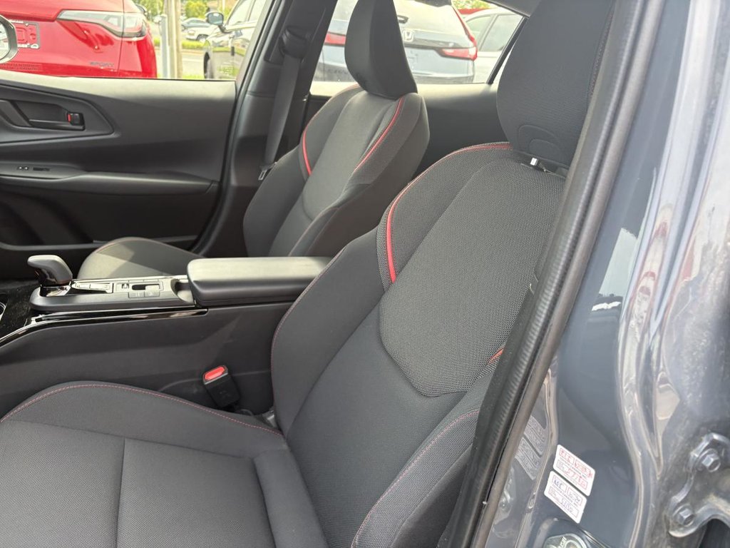 2024 Toyota Prius Prime SE CARPLAY I HEATED SEATS I CAMERA I SECURITTE ACTIVE in Montréal, Quebec - 8 - w1024h768px