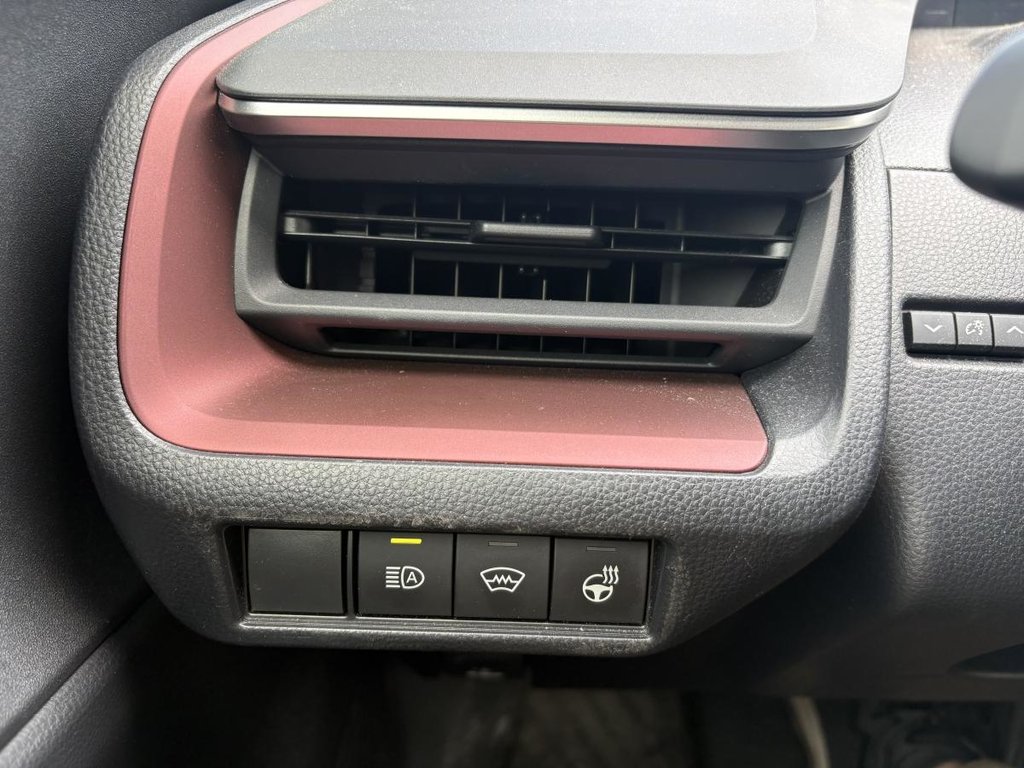 2024 Toyota Prius Prime SE CARPLAY I HEATED SEATS I CAMERA I SECURITTE ACTIVE in Montréal, Quebec - 14 - w1024h768px