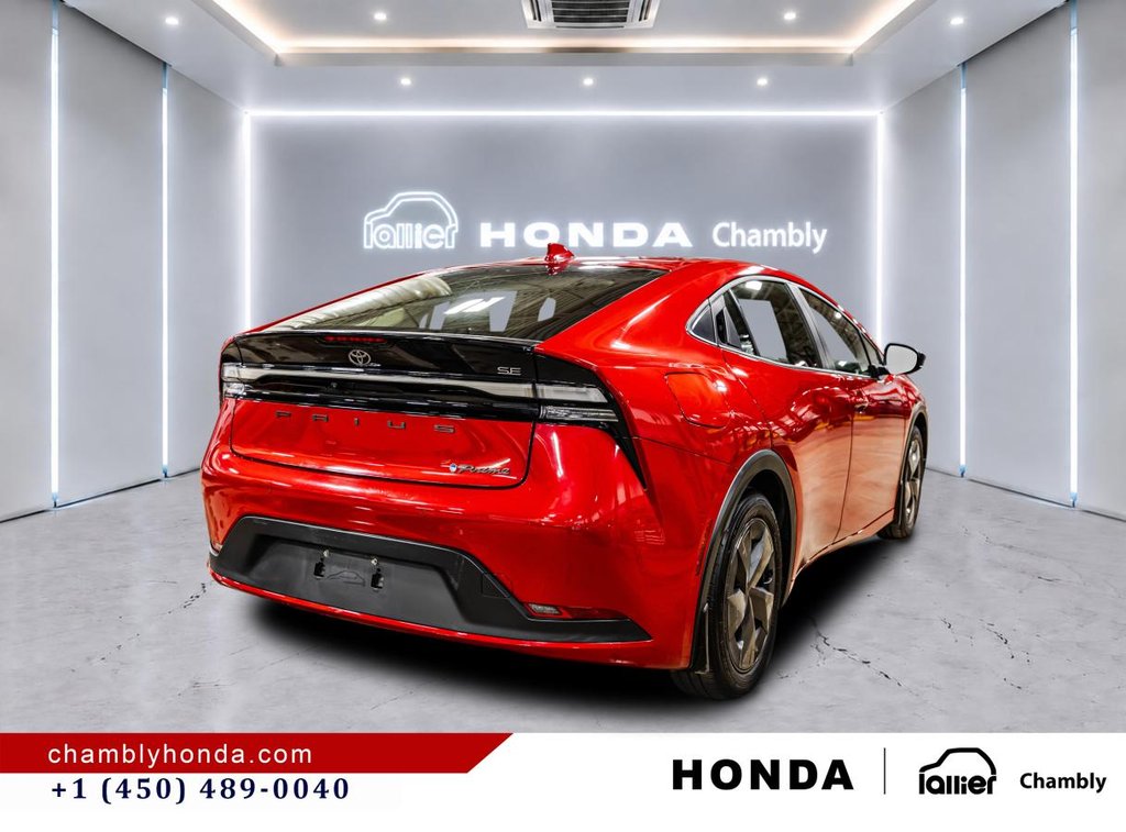 2024 Toyota Prius Prime SE  I CARPLAY I MAGS I HEATED SEATS I CAMERA I ACTIVE SECURITY in Montréal, Quebec - 7 - w1024h768px