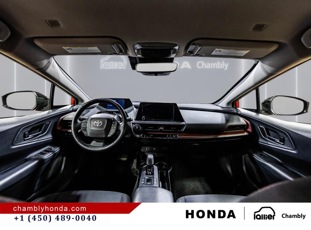 2024 Toyota Prius Prime SE  I CARPLAY I MAGS I HEATED SEATS I CAMERA I ACTIVE SECURITY in Montréal, Quebec - 14 - w1024h768px