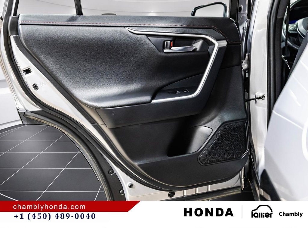 2021 Toyota RAV4 Prime XSE AWD LEATHER I SUNROOF I MAGS I CARPLAY I ACTIVE SECURITY in Montréal, Quebec - 13 - w1024h768px