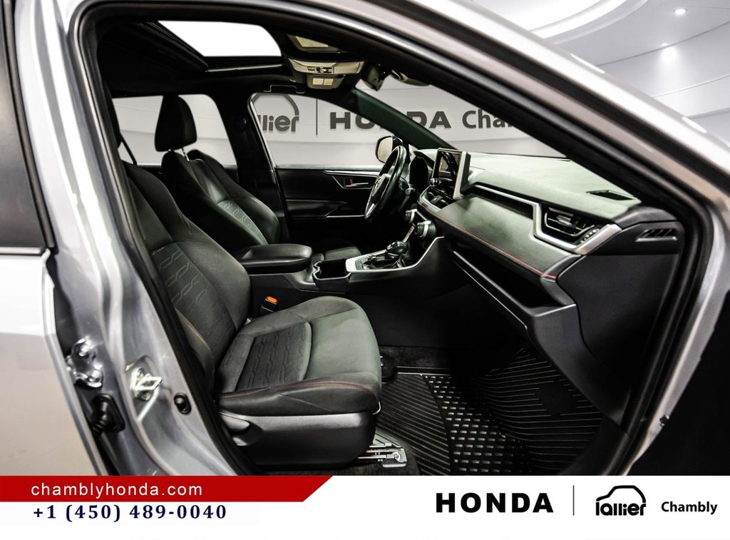 2024 Toyota RAV4 Prime SE AWD PLUG-IN HYBRID I HEATED SEATS I CARPLAY I CAMERA I MAGS I ACTIVE SECURITY in Montréal, Quebec - 18 - w1024h768px