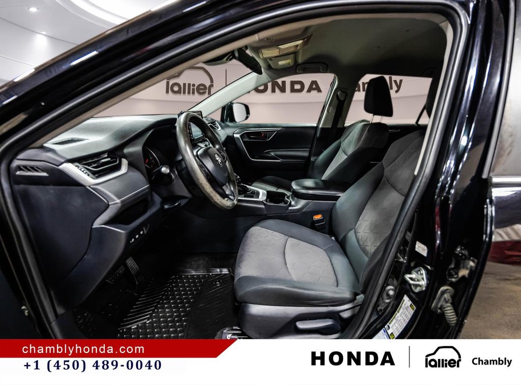 Toyota RAV4 LE AWD  I CARPLAY I HEATED SEATS I CAMERA I MAGS I ACTIVE SECURITY 2019 à Montréal, Québec - 18 - w1024h768px