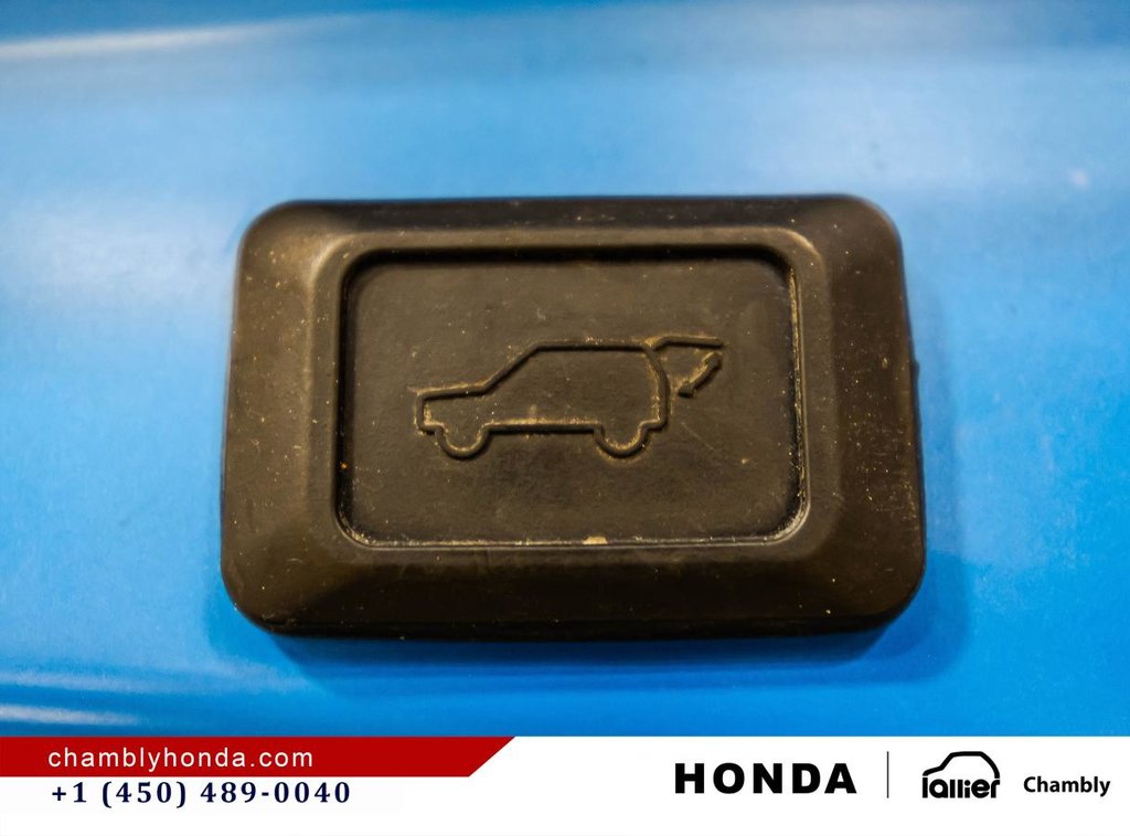2020 Toyota RAV4 Trail AWD NO ACCIDENT I HEATED AND VENTILATED SEATS I SUNROOF I MAGS I CAMERA I ACTIVE SECURITY in Montréal, Quebec - 11 - w1024h768px