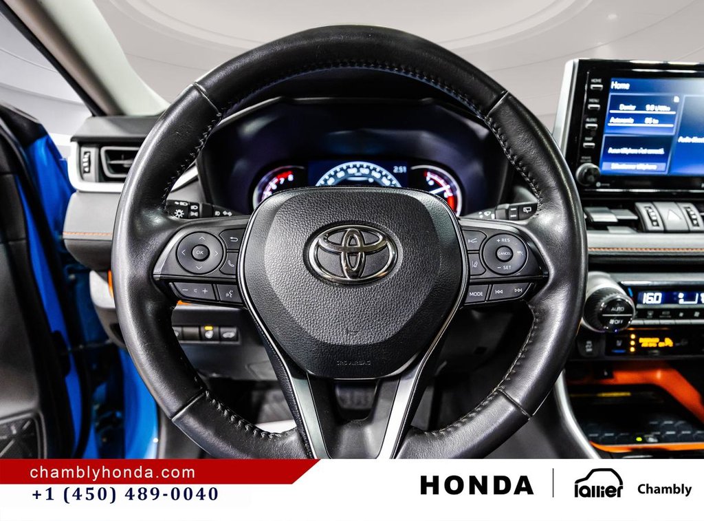 2020 Toyota RAV4 Trail AWD NO ACCIDENT I HEATED AND VENTILATED SEATS I SUNROOF I MAGS I CAMERA I ACTIVE SECURITY in Montréal, Quebec - 19 - w1024h768px
