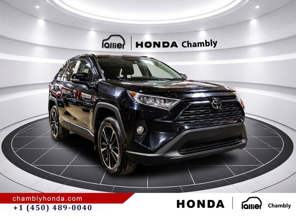 2020 Toyota RAV4 XLE AWD LEATHER I SUNROOF I MAGS I HEATED SEATS I CAMERA I ACTIVE SECURITY in Montréal, Quebec - 9 - w1024h768px