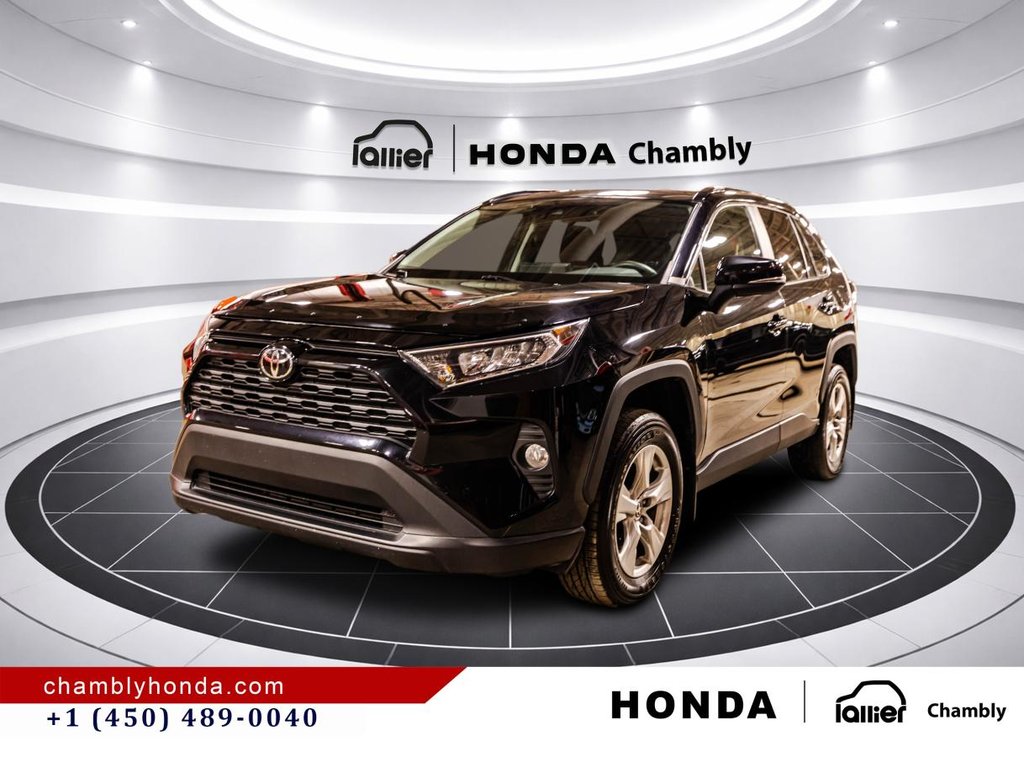 Toyota RAV4 XLE AWD I SUNROOF I MAGS I HEATED SEATS AND STEERING WHEEL I CARPLAY I ACTIVE SECURITY 2021 à Montréal, Québec - 3 - w1024h768px