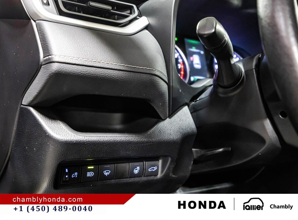 Toyota RAV4 XLE AWD I SUNROOF I MAGS I HEATED SEATS AND STEERING WHEEL I CARPLAY I ACTIVE SECURITY 2021 à Montréal, Québec - 22 - w1024h768px