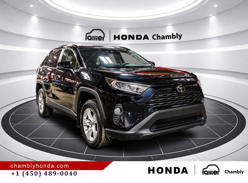 Toyota RAV4 XLE AWD I SUNROOF I MAGS I HEATED SEATS AND STEERING WHEEL I CARPLAY I ACTIVE SECURITY 2021 à Montréal, Québec - 9 - w1024h768px