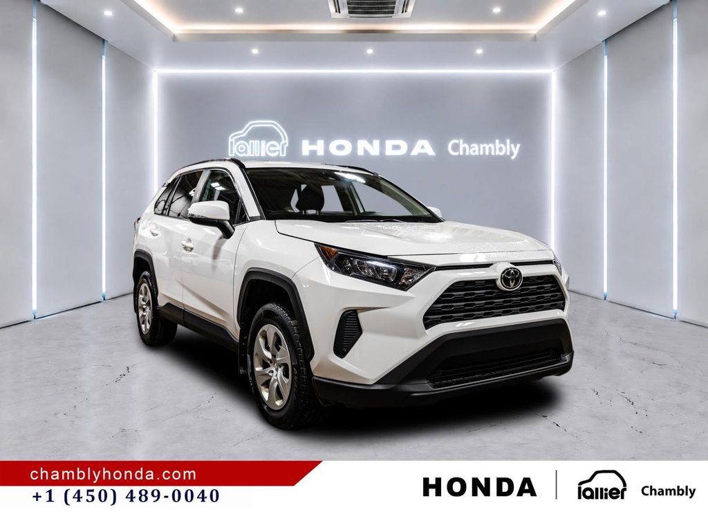 Toyota RAV4 LE AWD CARFAX CLEAN // CARPLAY// HEATED SEATS// CAMERA 2021 à Montréal, Québec - 9 - w1024h768px