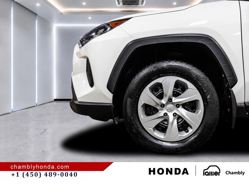 Toyota RAV4 LE AWD CARFAX CLEAN // CARPLAY// HEATED SEATS// CAMERA 2021 à Montréal, Québec - 10 - w1024h768px