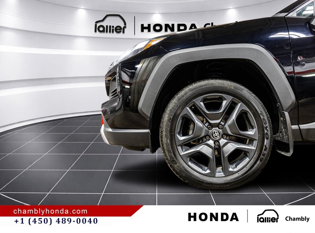 2022 Toyota RAV4 Trail AWD MAGS I SUNROOF I HEATED SEATS I CARPLAY I ACTIVE SECURITY in Montréal, Quebec - 10 - w1024h768px