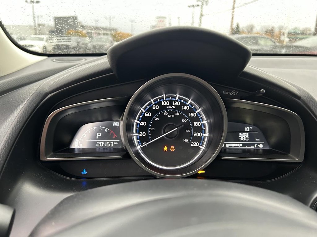 2020 Toyota Yaris hatchback Auto 20,000 km CARPLAY I BLUETROOTH I CAMERA in Montréal, Quebec - 14 - w1024h768px