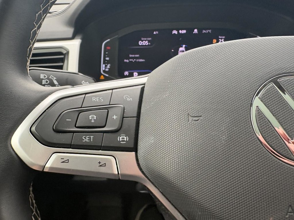 Volkswagen Atlas Highline 3.6 FSI 4MOTION V6 TOWING CAPACITY 5,000 LBS I PANORAMIC SUNROOF I HEATED & VENTIALTED SEAT 2022 à Montréal, Québec - 12 - w1024h768px