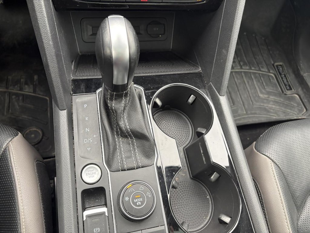 Volkswagen Atlas Highline 3.6 FSI 4MOTION V6 TOWING CAPACITY 5,000 LBS I PANORAMIC SUNROOF I HEATED & VENTIALTED SEAT 2022 à Montréal, Québec - 16 - w1024h768px