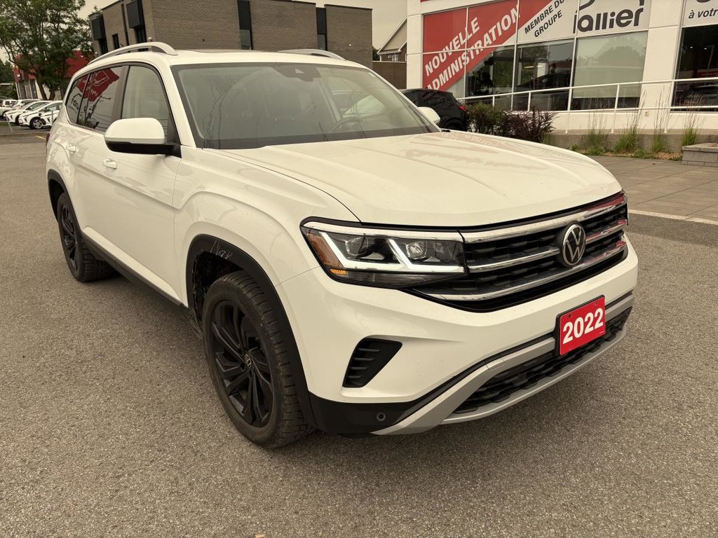 Volkswagen Atlas Highline 3.6 FSI 4MOTION V6 TOWING CAPACITY 5,000 LBS I PANORAMIC SUNROOF I HEATED & VENTIALTED SEAT 2022 à Montréal, Québec - 3 - w1024h768px