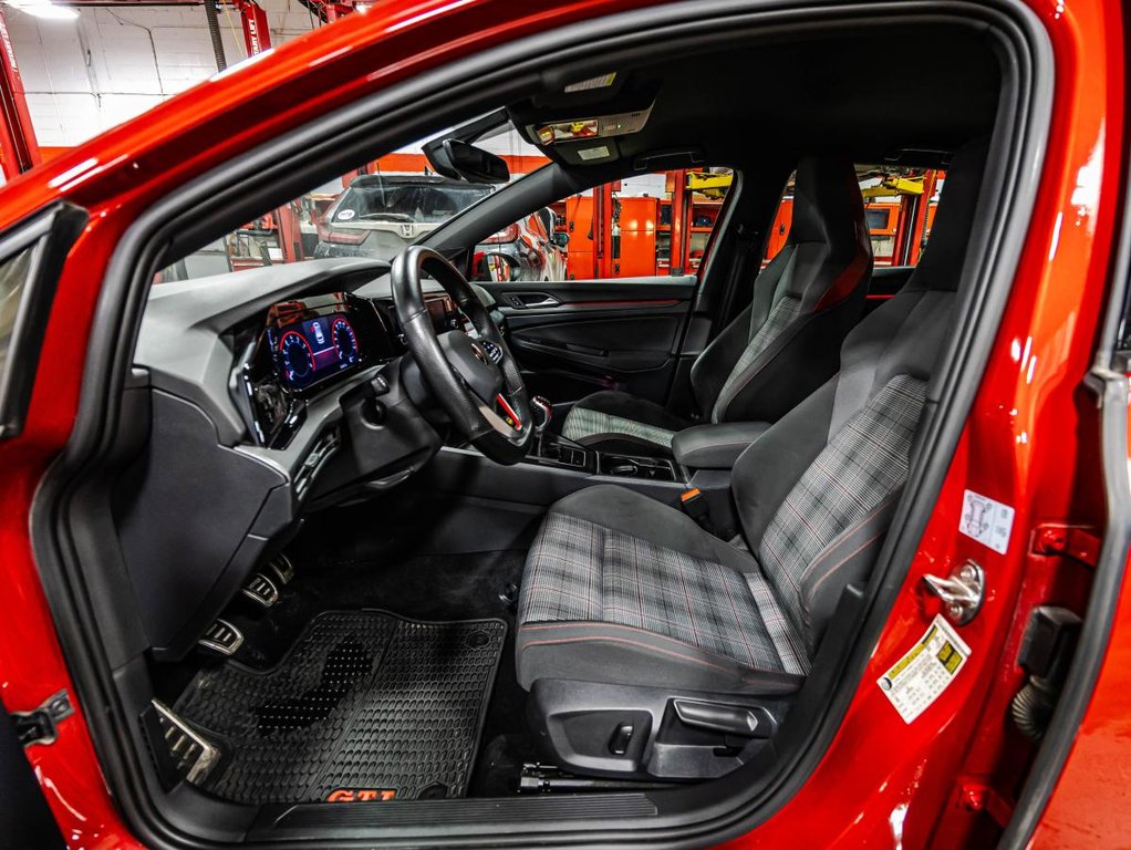 2022 Volkswagen Golf GTI 241 HP | GTI MANUELLE | TAUX 5.99% in Montréal, Quebec - 18 - w1024h768px