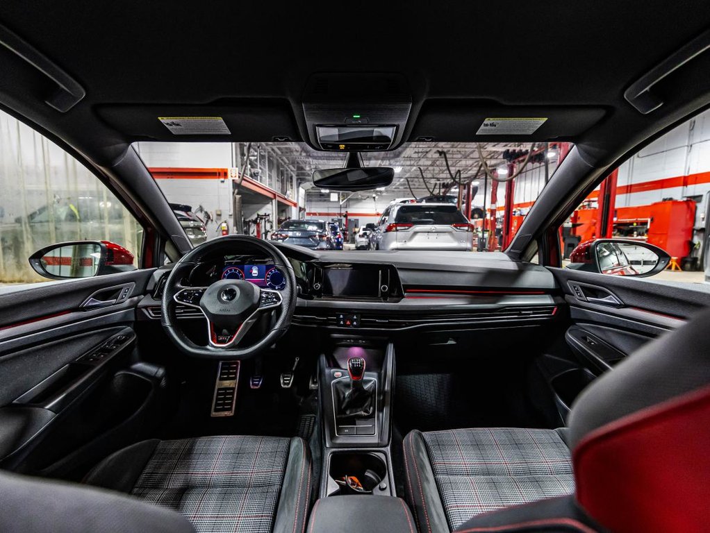 2022 Volkswagen Golf GTI 241 HP | GTI MANUELLE | TAUX 5.99% in Montréal, Quebec - 14 - w1024h768px