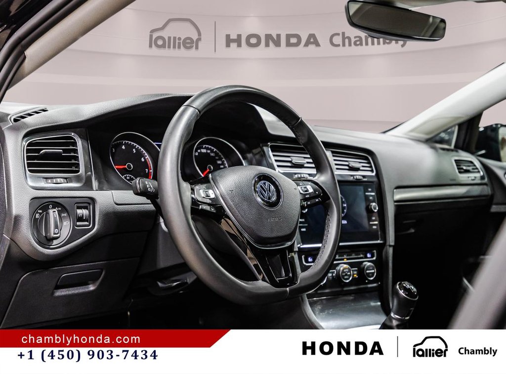 2021 Volkswagen Golf Comfortline 5-door Manual LEATHER I SUNROOF I HEATED SEATS I ACTIVE SECURITY in Montréal, Quebec - 20 - w1024h768px