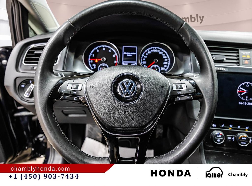 2021 Volkswagen Golf Comfortline 5-door Manual LEATHER I SUNROOF I HEATED SEATS I ACTIVE SECURITY in Montréal, Quebec - 22 - w1024h768px