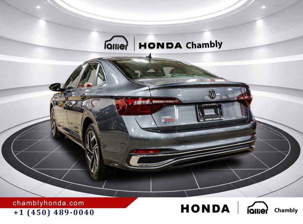 2023 Volkswagen Jetta Highline CUIR I HEATED SEATS I MAGS I CAMERA I CARPLAY I ACTIVE SECURITY in Montréal, Quebec - 5 - w1024h768px