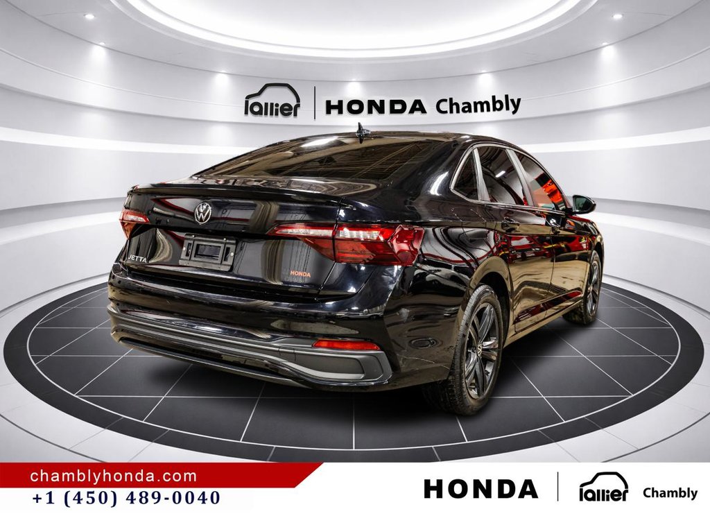 2023 Volkswagen Jetta Comfortline MAGS I CARP;LAY I ACTIVE SECURITY I CAMERA I HEATED SEATS in Montréal, Quebec - 7 - w1024h768px