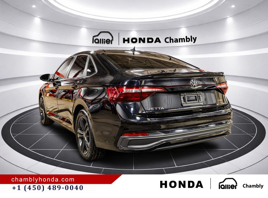 2023 Volkswagen Jetta Comfortline MAGS I CARP;LAY I ACTIVE SECURITY I CAMERA I HEATED SEATS in Montréal, Quebec - 5 - w1024h768px