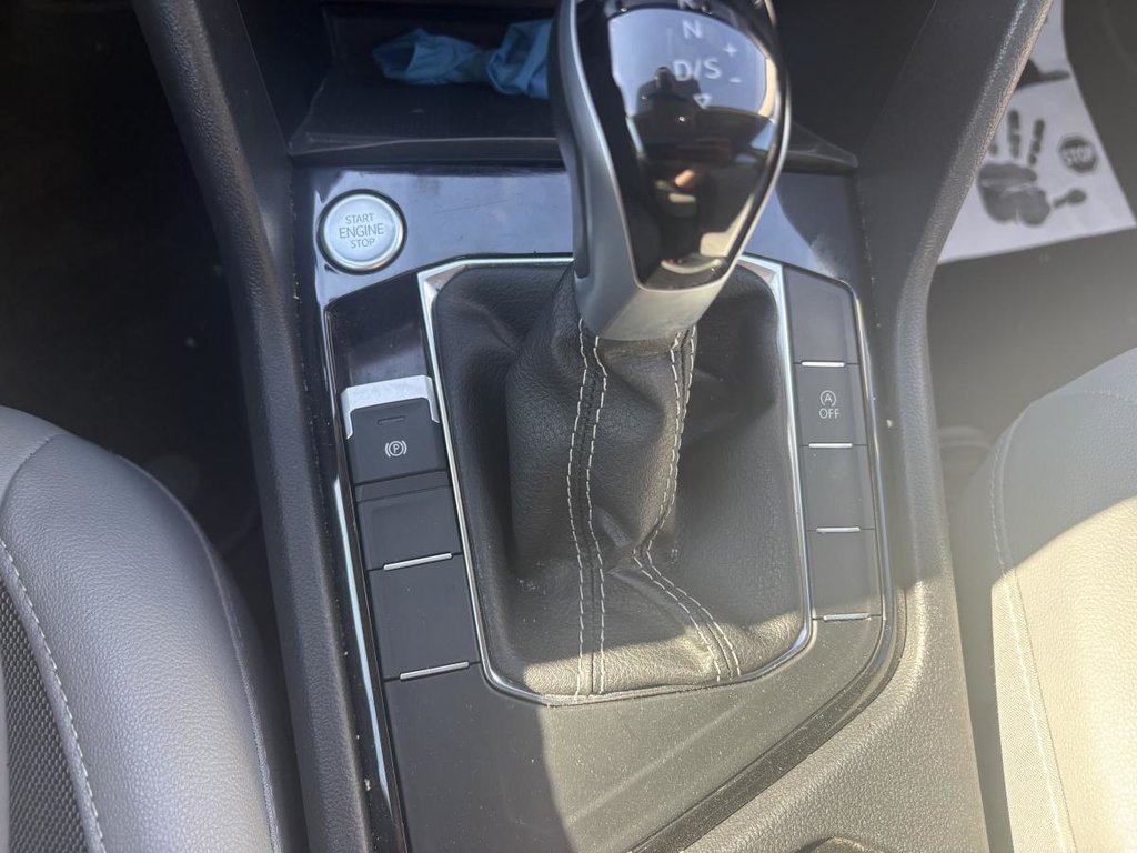 2024 Volkswagen Taos Comfortline SUNROOF I MAGS I CAMERA I CARPLAY I HEATED SEATS I ACTIVE SECURITY in Montréal, Quebec - 10 - w1024h768px