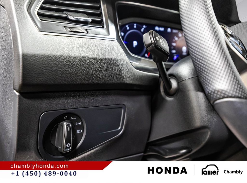 2022 Volkswagen Tiguan Comfortline R-Line Black Edition 4MOTION SUNROOF I MAGS I HEATED SEATS I CAMERA in Montréal, Quebec - 23 - w1024h768px