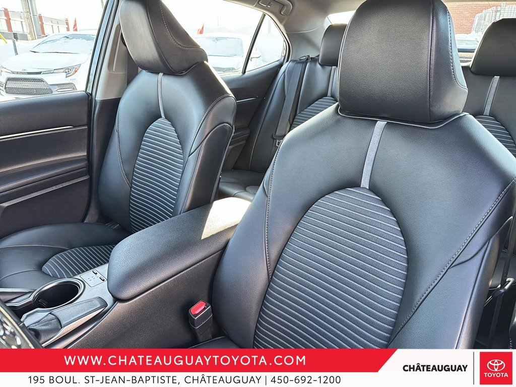 Toyota Camry SE 2024 à Châteauguay, Québec - 8 - w1024h768px