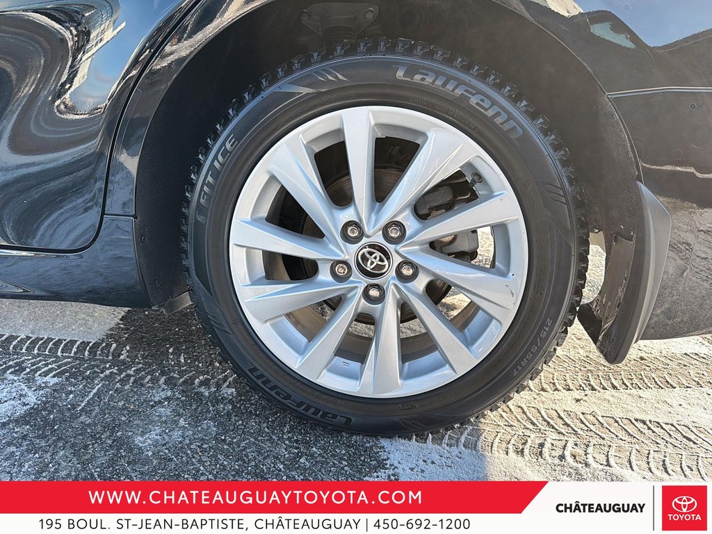 Toyota Camry SE 2024 à Châteauguay, Québec - 6 - w1024h768px