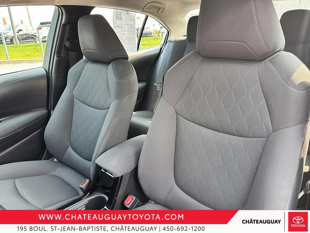 2020 Toyota Corolla LE in Châteauguay, Quebec - 8 - w1024h768px
