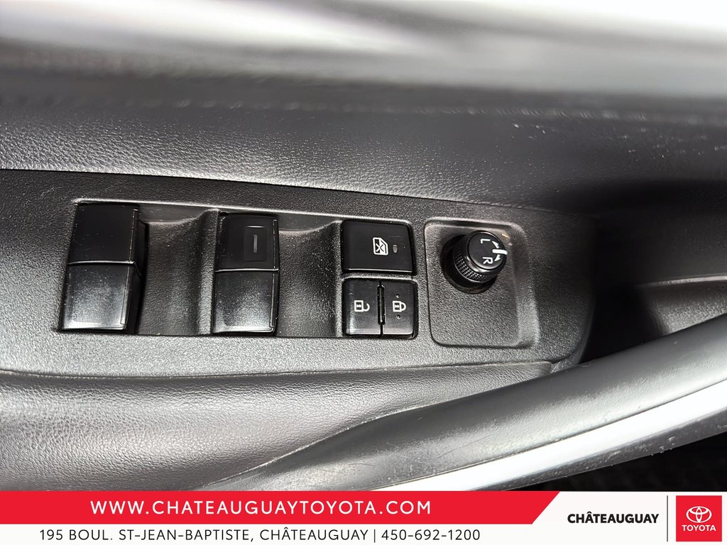 Toyota Corolla SE AMELIORÉ 2020 à Châteauguay, Québec - 11 - w1024h768px