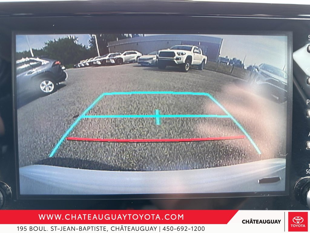 2020 Toyota Corolla LE in Châteauguay, Quebec - 19 - w1024h768px